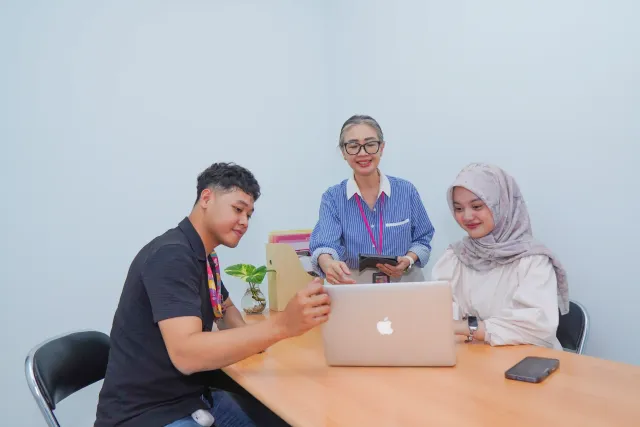 Ruang Kantor di Kampus Mugas, foto 6 dari 22