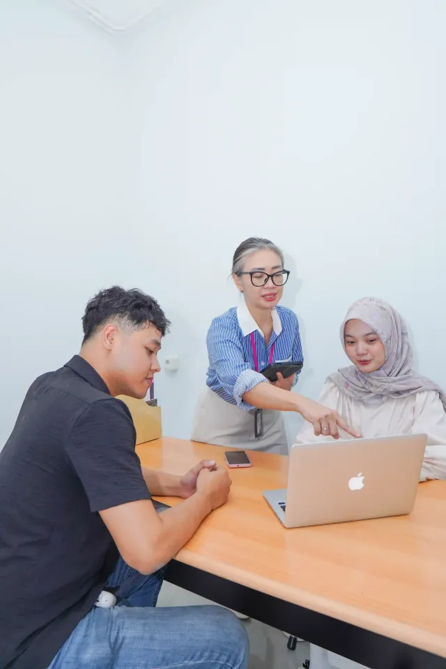Ruang Kantor di Kampus Mugas, foto 12 dari 22