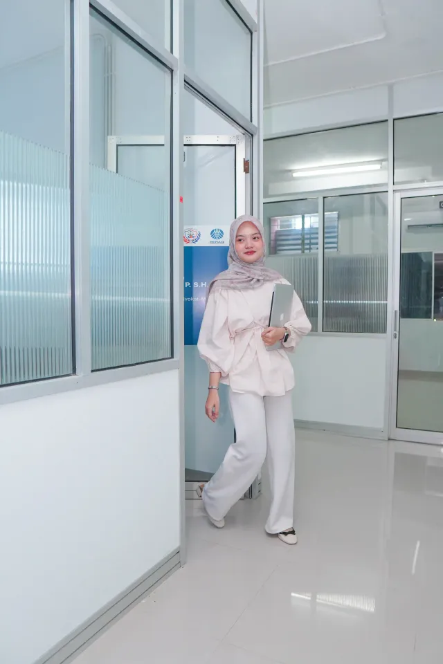 Ruang Kantor di Kampus Mugas, foto 15 dari 22