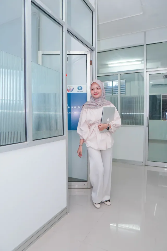 Ruang Kantor di Kampus Mugas, foto 16 dari 22