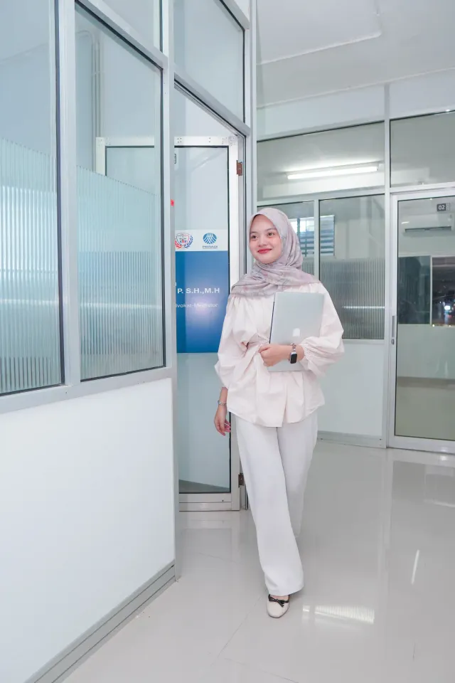 Ruang Kantor di Kampus Mugas, foto 17 dari 22