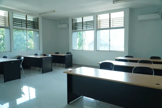 Coworking Space di Kampus Mugas, foto 2 dari 38