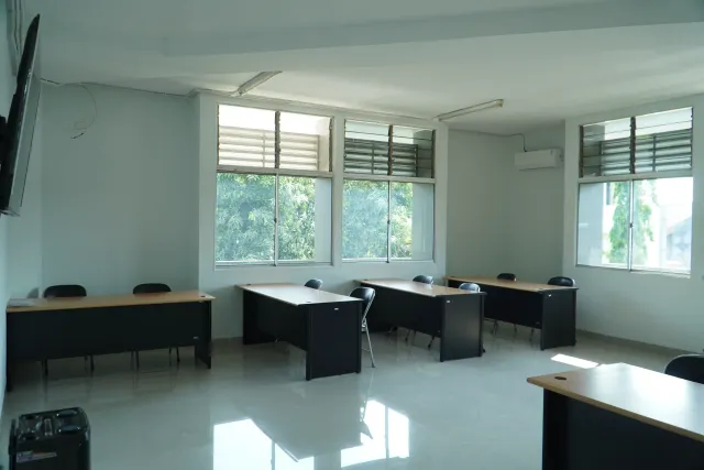 Coworking Space di Kampus Mugas, foto 18 dari 38