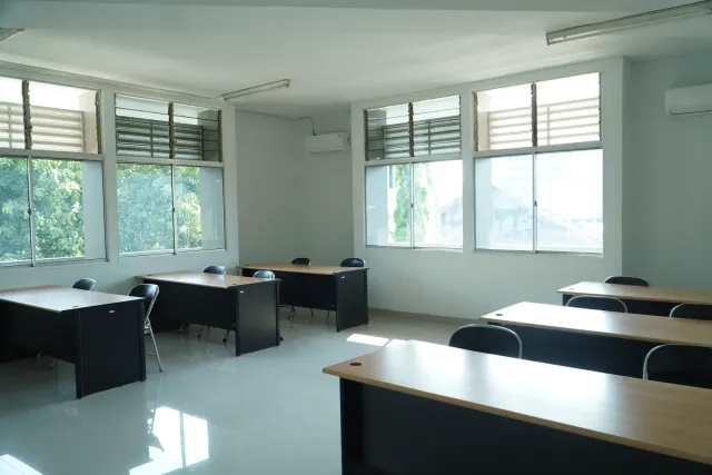 Coworking Space di Kampus Mugas, foto 24 dari 38